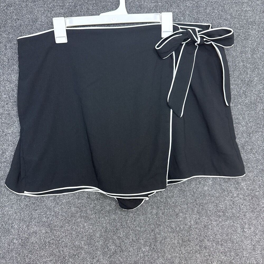 Diane von Furstenberg x Target Black White Trim Wrap Skort Feminine Classic 1X